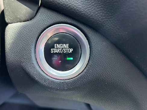 Certified 2022 Chevrolet Equinox LT FWD image 11