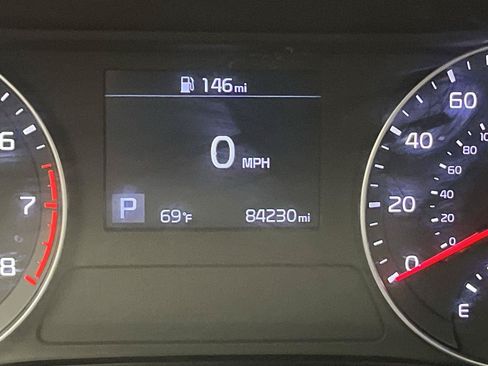 Used 2019 Kia Forte LXS FWD image 13