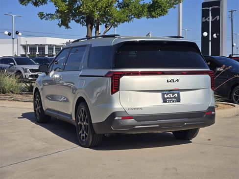 New 2026 Kia Carnival SX Prestige image 3