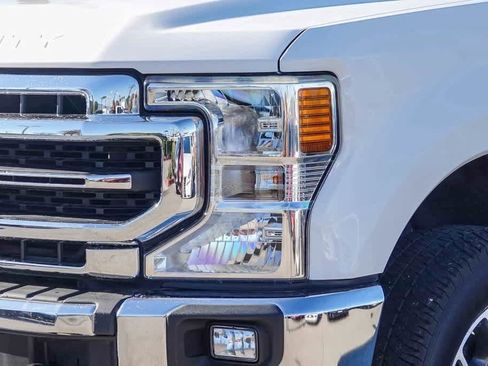 Used 2020 Ford F250 Lariat w/ FX4 Off-Road Package image 8