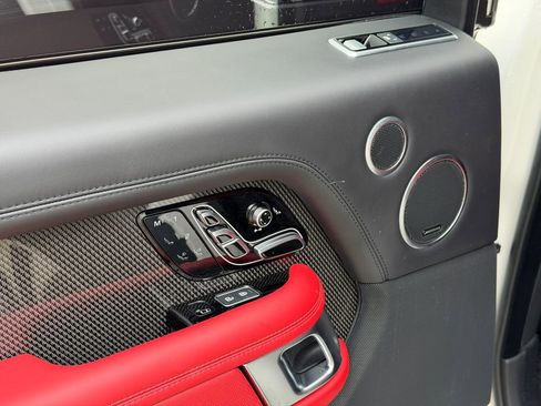 Used 2021 Land Rover Range Rover SV Autobiography Dynamic image 31