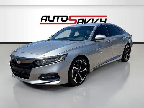 Used 2019 Honda Accord Sport image 3