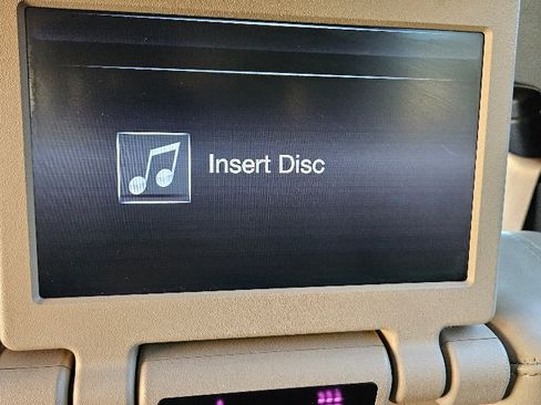 Used 2018 Dodge Durango Citadel w/ Premium Entertainment Group image 17