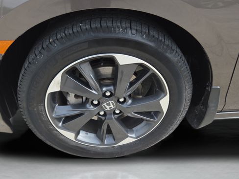 Certified 2022 Honda Odyssey Elite image 40