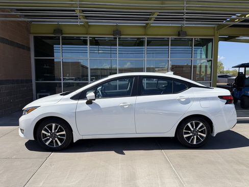 Used 2025 Nissan Versa SV w/ Trunk Package FWD image 7