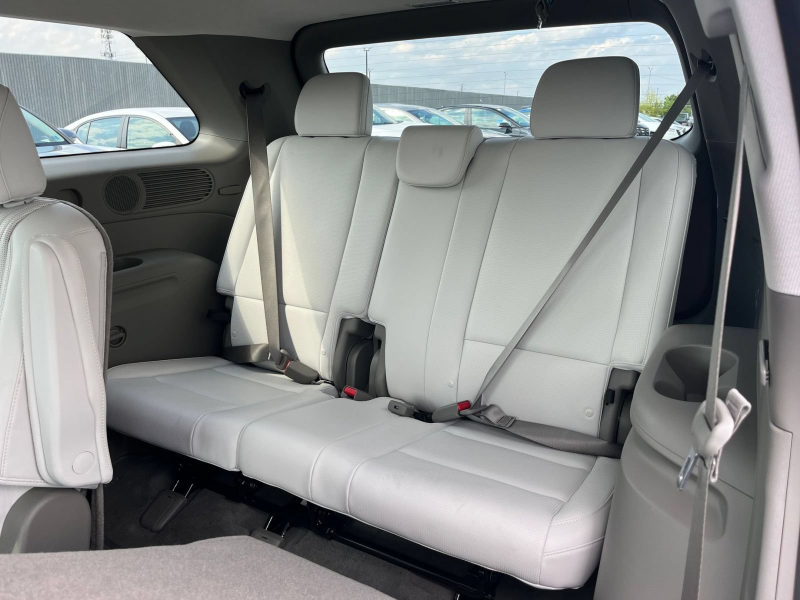 Used 2026 Hyundai Palisade SEL FWD image 30