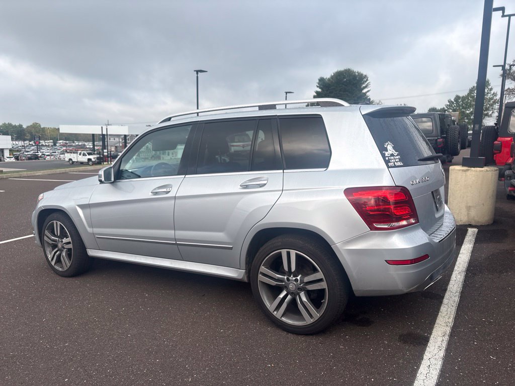 Used 2015 Mercedes-Benz GLK 350 4MATIC image 3