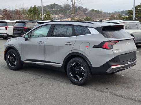 New 2026 Kia Sportage EX w/ EX Panorama Roof Package image 5