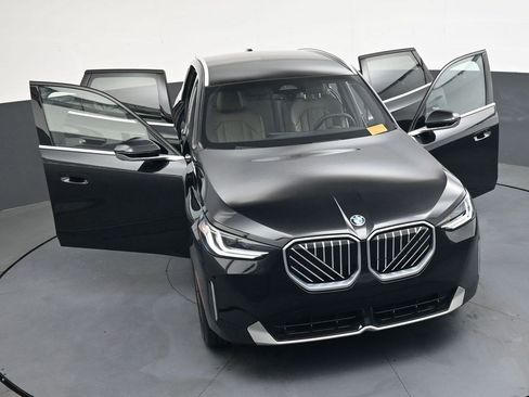 Used 2025 BMW X3 xDrive30i w/ Convenience Package image 41