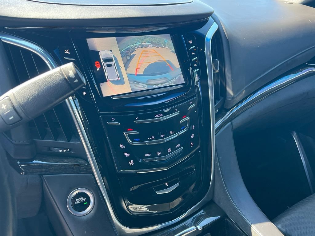 Used 2016 Cadillac Escalade Platinum AWD/4WD image 19
