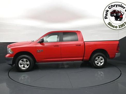 Used 2021 RAM 1500 Classic SLT AWD/4WD image 3