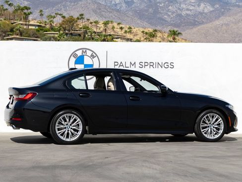 Used 2023 BMW 330i Sedan w/ Parking Assistance Package RWD image 5