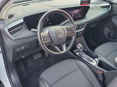 Certified 2024 Buick Encore GX Preferred FWD image 17