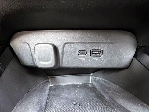 Used 2025 Chevrolet Trax ACTIV w/ Sunroof Package FWD image 25