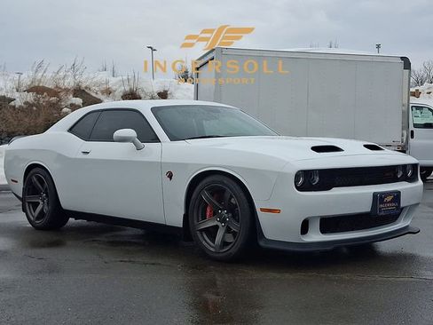 Used 2023 Dodge Challenger SRT Hellcat image 1