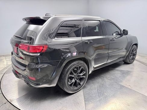 Used 2016 Jeep Grand Cherokee SRT AWD/4WD image 5