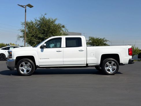 Used 2018 Chevrolet Silverado 1500 LT w/ LT Convenience Package RWD image 9