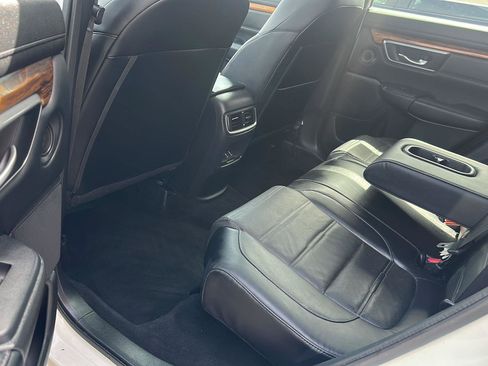 Used 2017 Honda CR-V Touring image 19