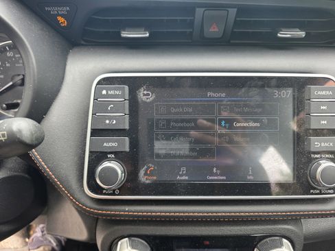 Used 2020 Nissan Kicks SR FWD image 7