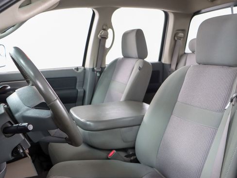 Used 2007 Dodge Ram 2500 Truck SLT image 23