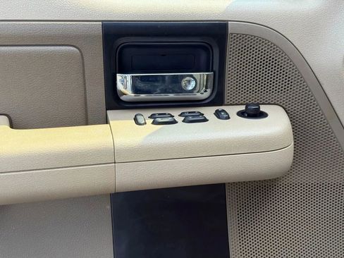 Used 2007 Ford F150 XLT image 15