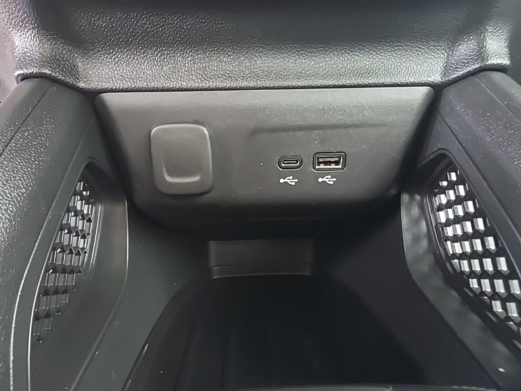 Used 2024 Chevrolet TrailBlazer LS FWD image 33