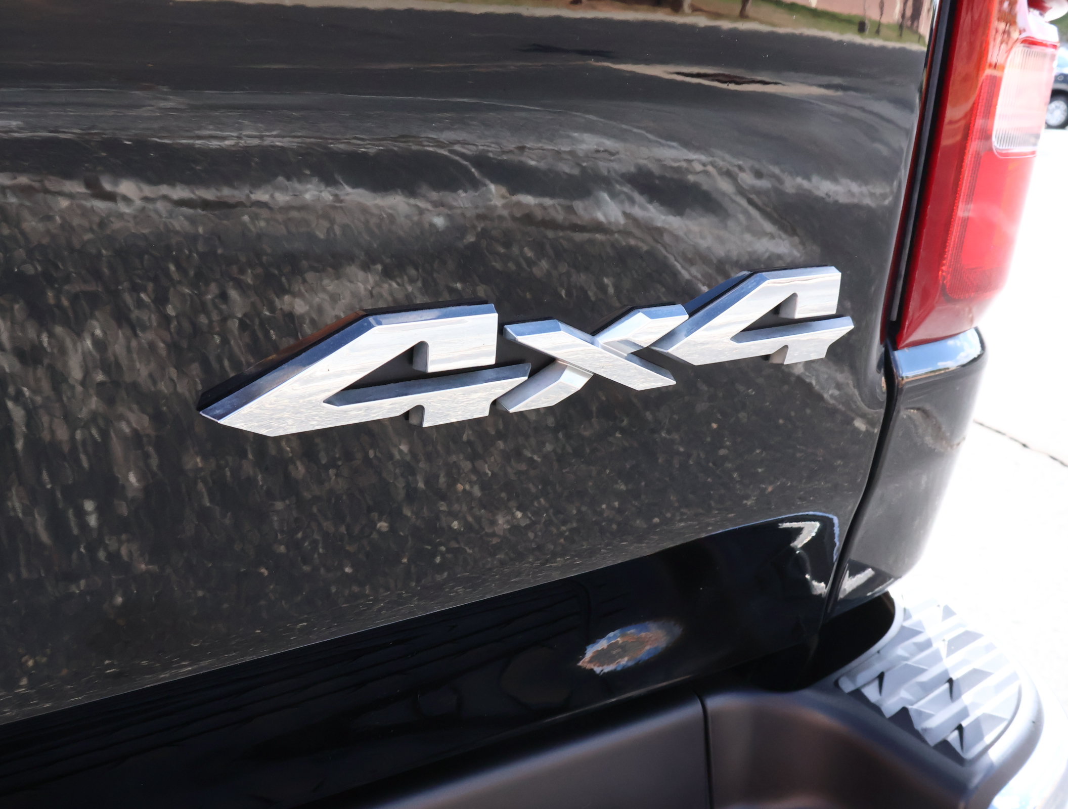 Used 2021 RAM 1500 Laramie AWD/4WD image 28