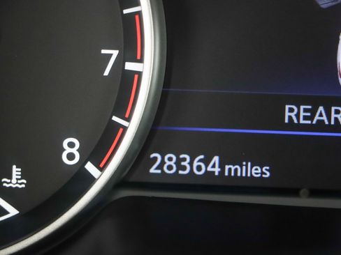 Used 2023 Nissan Maxima SR w/ Sport Mat Group FWD image 16