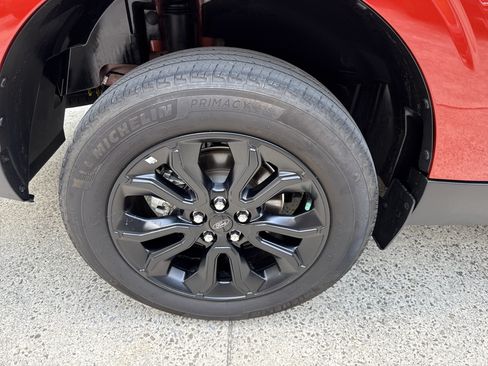 Used 2024 Ford Maverick Lariat w/ Black Appearance Package FWD image 17
