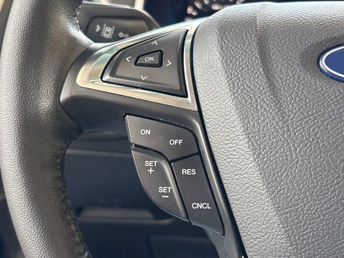 Used 2019 Ford Edge SEL FWD image 38
