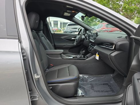 New 2026 Buick Envista Sport Touring w/ Convenience I Package FWD image 27