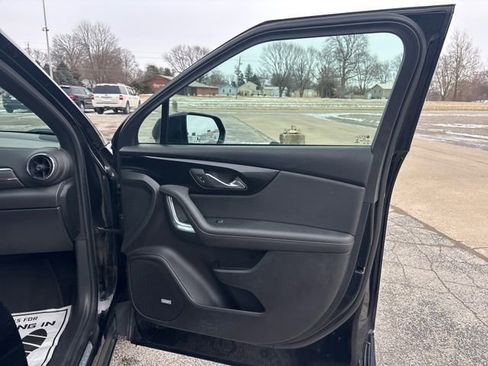 Used 2022 Chevrolet Blazer Premier w/ Enhanced Convenience Package AWD/4WD image 20