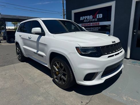 Used 2020 Jeep Grand Cherokee Trackhawk AWD/4WD image 1