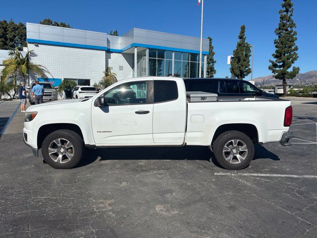 Used 2017 Chevrolet Colorado W/T w/ WT Convenience Package RWD image 4