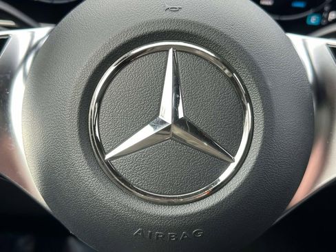 Used 2024 Mercedes-Benz GLC 300 4MATIC image 22