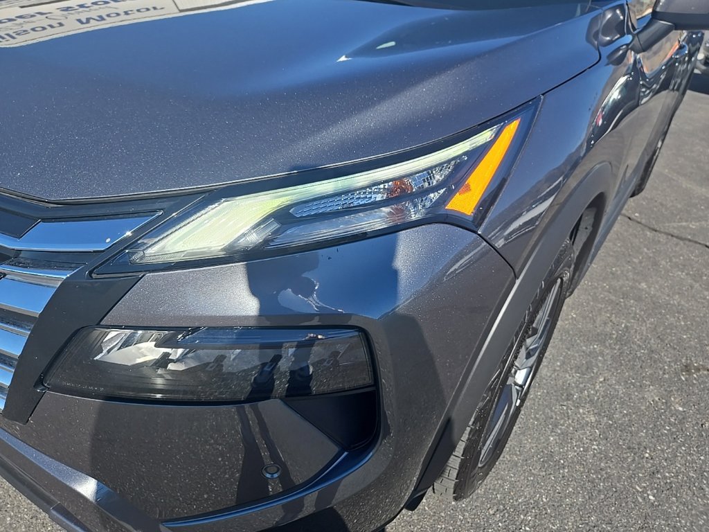 Used 2026 Nissan Rogue SL AWD/4WD image 32