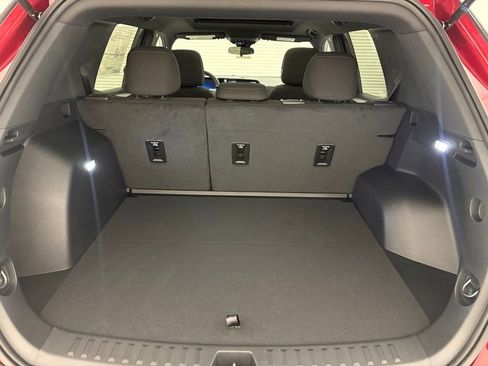 New 2026 Chevrolet Equinox LT FWD image 39