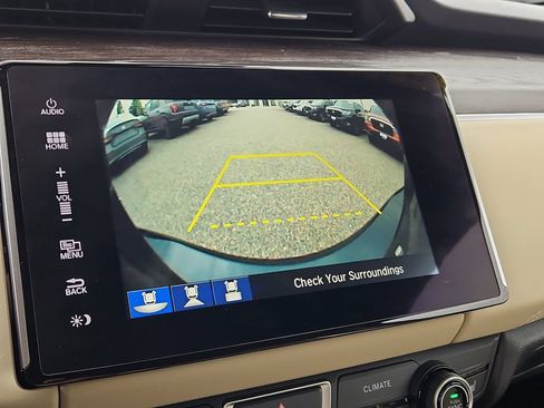 Used 2019 Honda Clarity Plug-In Hybrid image 16