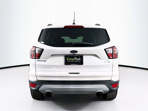 Used 2018 Ford Escape SE image 7
