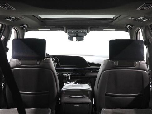 Used 2022 Cadillac Escalade ESV Sport w/ Touring Package image 23