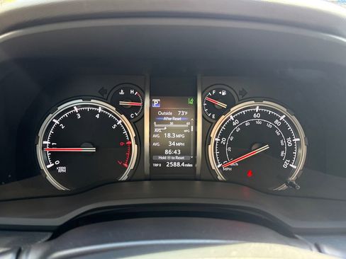 Used 2020 Toyota 4Runner TRD Off-Road Premium image 19