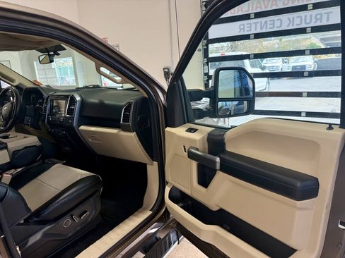 Used 2015 Ford F150 XLT w/ Equipment Group 302A Luxury RWD image 20