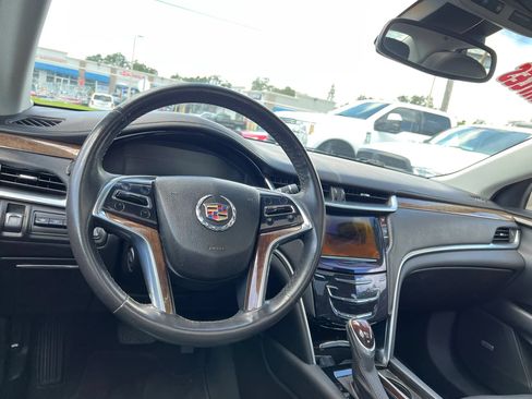 Used 2013 Cadillac XTS Premium FWD image 14