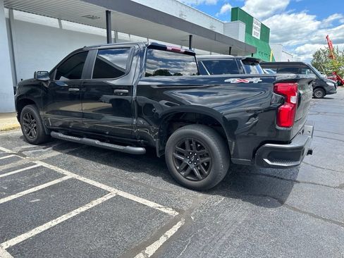 Used 2022 Chevrolet Silverado 1500 Custom w/ Rally Edition AWD/4WD image 2