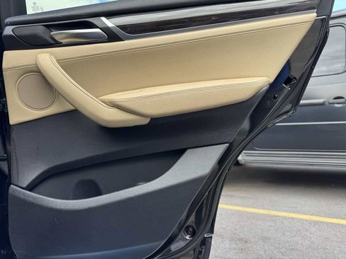 Used 2017 BMW X3 xDrive28i image 33