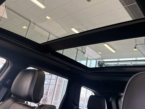 Used 2019 Ford Fusion SE image 58