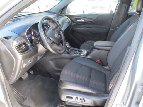 Certified 2023 Chevrolet Equinox RS image 11