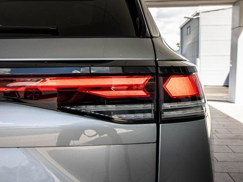 New 2026 Volkswagen Tiguan S FWD image 16