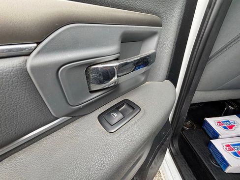 Used 2013 RAM 1500 Big Horn image 29