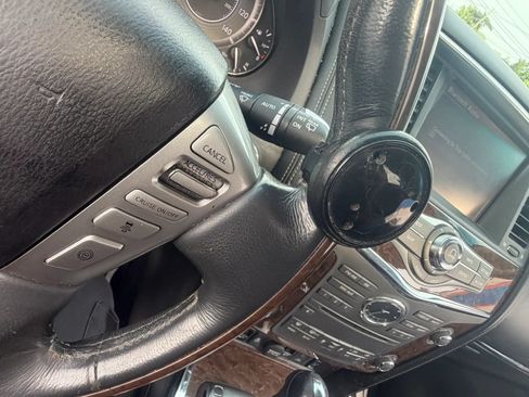 Used 2015 INFINITI QX80 4WD w/ 22" Wheel Package image 27